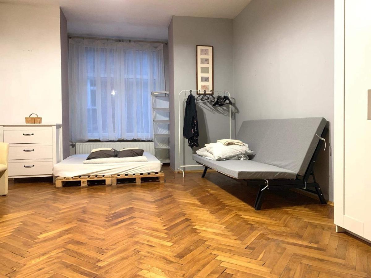 Spacious Apartment Krakow Exterior photo